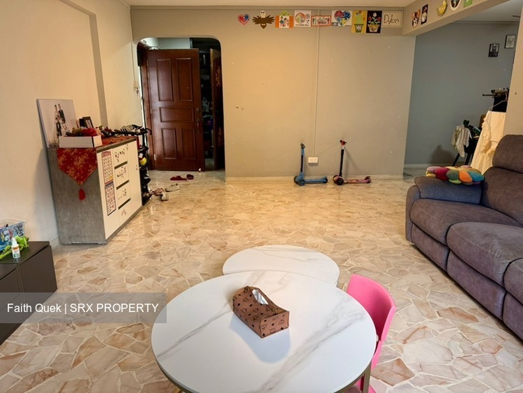 Blk 116 Jurong East Ville (Jurong East), HDB 5 Rooms #557538431